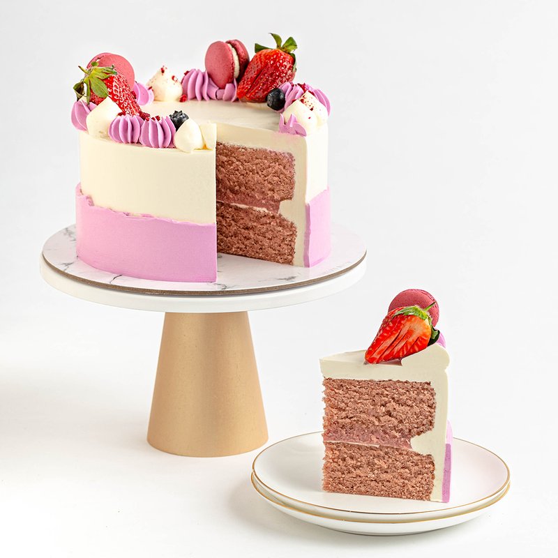 Blissful Berries Cake | Online Cake Delivery | Baker&#039;s Brew