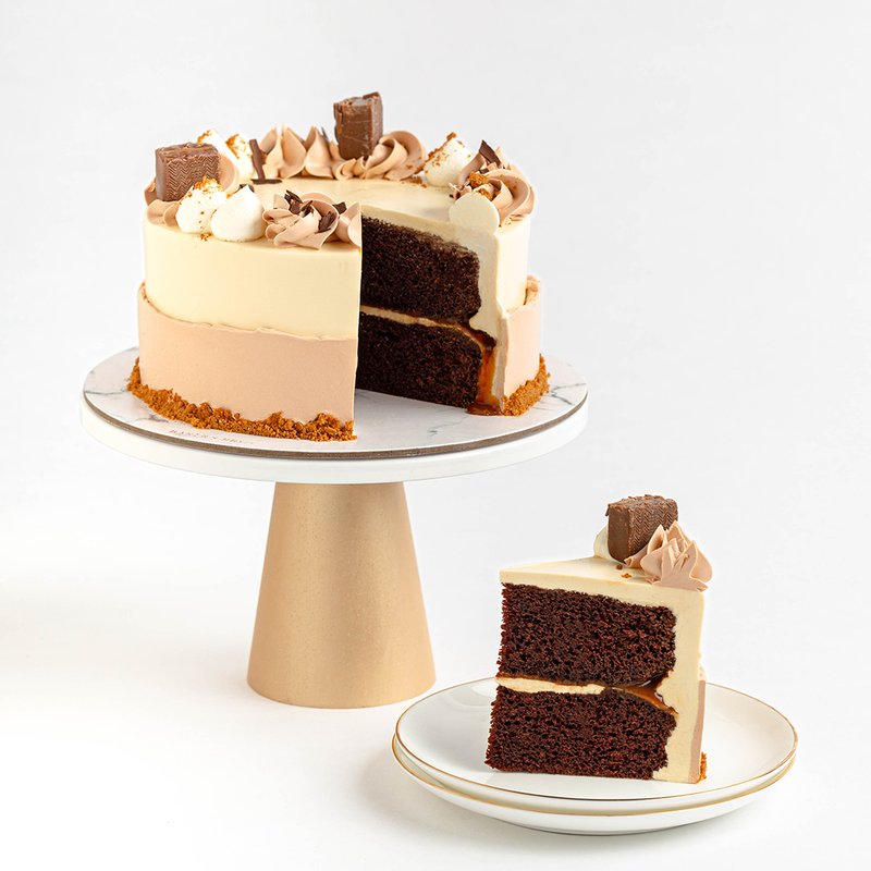 Salted Caramel Chocolate Cake | Online Cake Delivery Singapore | Baker&#039;s Brew