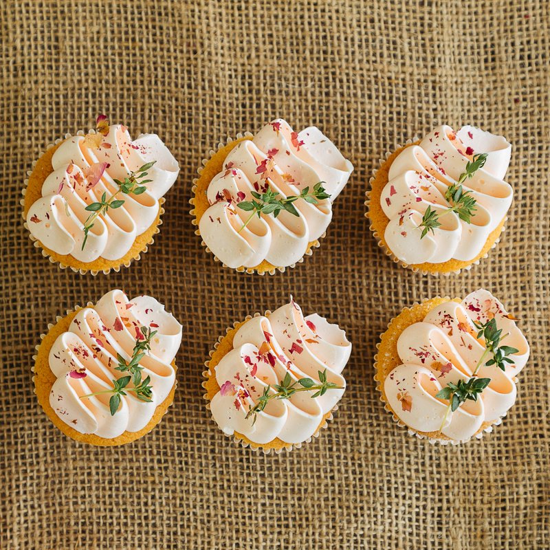 Rustic Pink Cupcakes | Online Cake Delivery Singapore | Baker&#039;s Brew