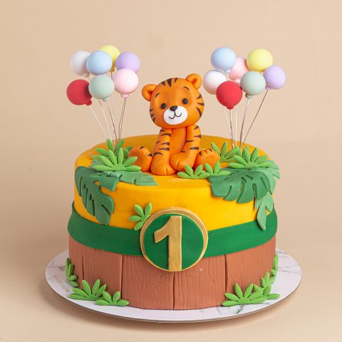 Safari Baby Tiger Cake