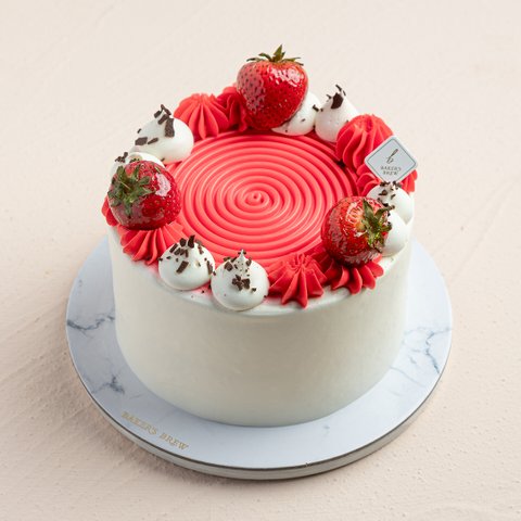 Strawberry Speculoos Cake (NEW LOOK)