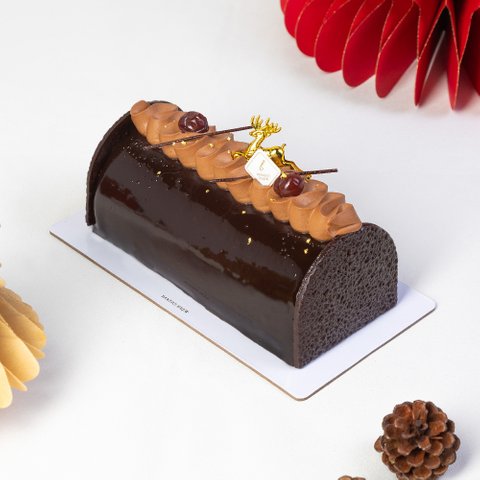 Blackforest Yule Log Cake (Small)