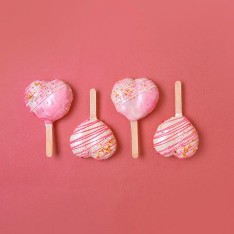 Pastel Heart Cakesicles