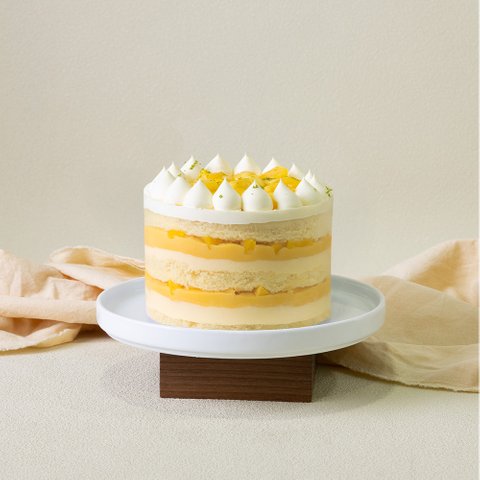 Mango Yuzu Victoria Naked Cake