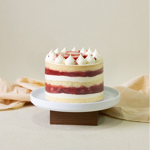 Hokkaido Strawberry Victoria Naked Cake
