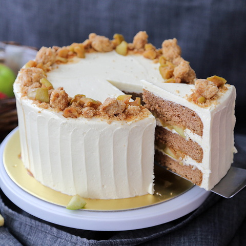 Apple Pie Crumble Cake (Autumn Special)