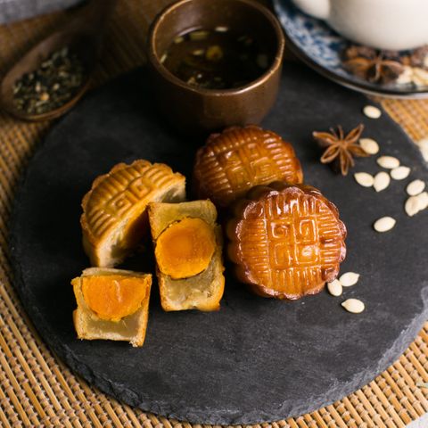 Traditional Baked Mooncake (With Salted Egg Yolk) 9