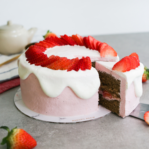 Hojicha Strawberry Cake (Japanese Inspired!) 82