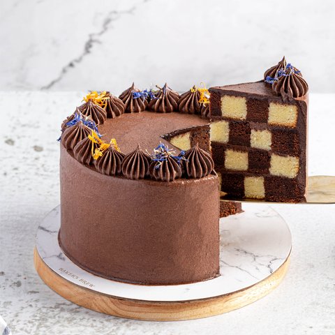 Queen’s Gambit Checkerboard Cake (Private 2 Pax - Melody) 1