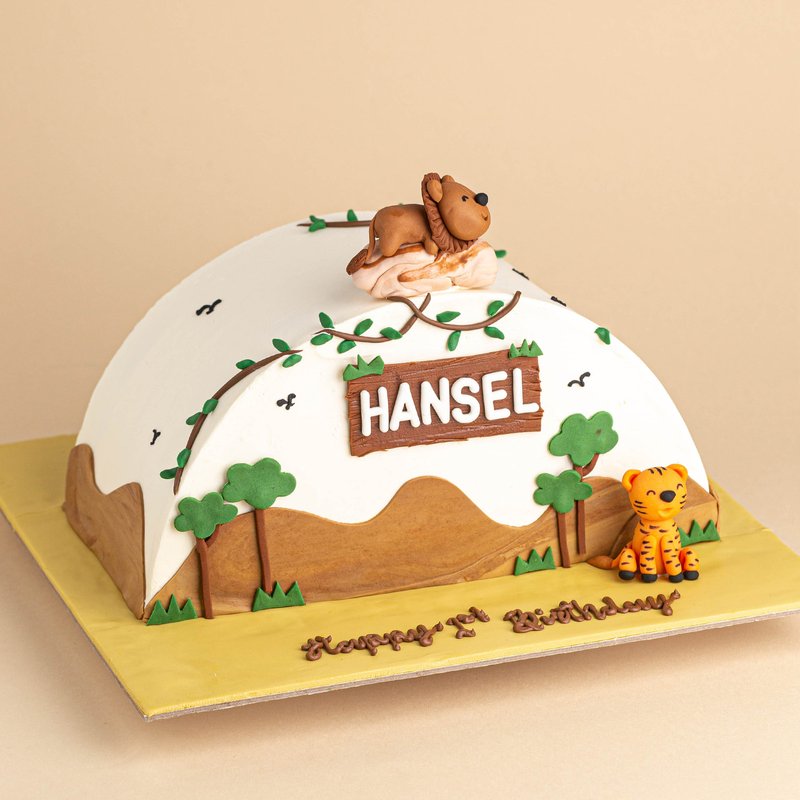 Half Cake Desert Safari Animals | Online Cake Delivery Singapore | Baker