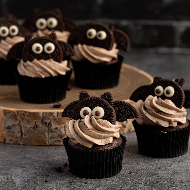 Spooky Bat Cupcakes | Kids Baking Class | Baker