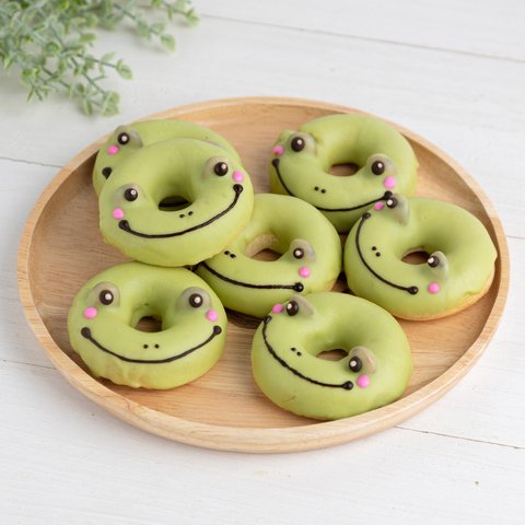 Froggy Donuts 