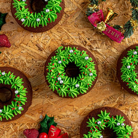 Christmas Wreath Donut (Kid's Edition) 