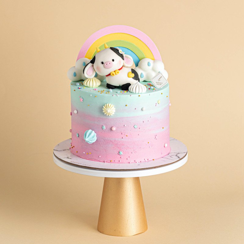 Dreamy Moo Moo | Customised Cakes Singapore | Baker